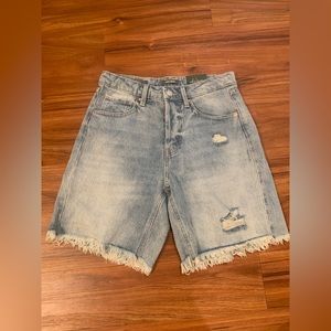 Wild Fable Shorts
High rise
Brand new
